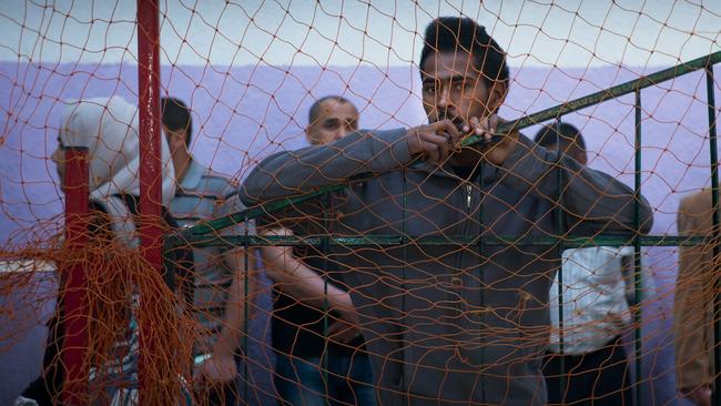 Human Flow documentary highlights the global refugee crisis.