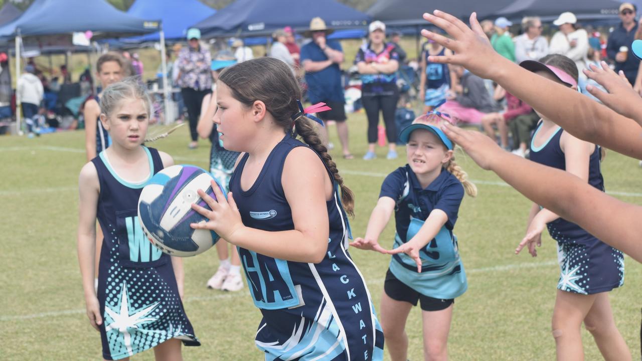 On court at the Cap Coast Junior Netball Carnival at the Barmaryee Multi Sports Precinct, Yeppoon, on August 11, 2024. Photo: Pam McKay