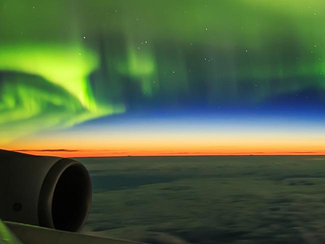 Insight Astronomy Photographer of the Year 2017- Aurorae:Ziyi Ye (China) with Aurora Shot from Plane (Highly Commended)