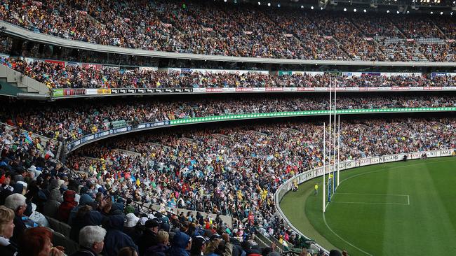 Hawthorn v Geelong. MCG. Crowd. Colour. Fans. Supporters.