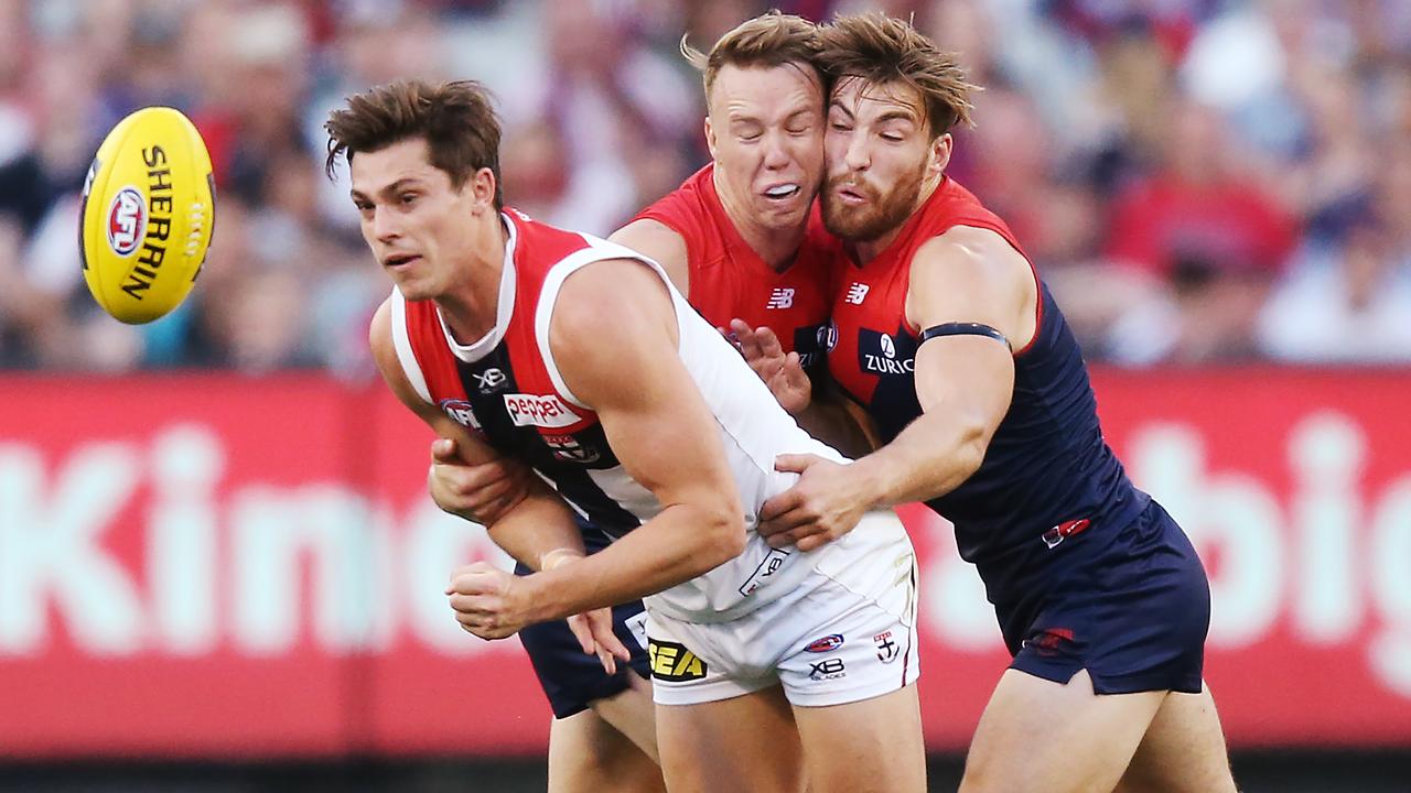 James Harmes and Jack Viney collide. (Photo by Michael Dodge/Getty Images)