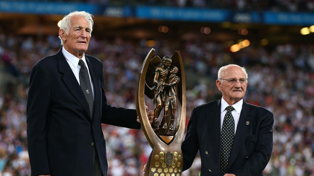 Norm Provan and Arthur Summons with the Grand Final Trophy. Photo by Cameron Spencer/Getty Images)