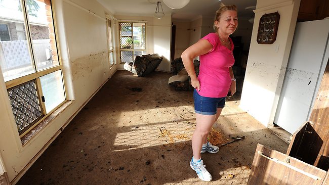 Houses washed away as receding floodwaters reveal Bundaberg devastation ...