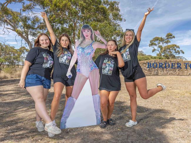 BORDERTOWN SA, AUSTRALIA - JANUARY 14 2024: Taylor Swift fans Amber Keenihan, Jessie Wilson, Ebony Curnow, Nikki Curnow Picture: Ben Clark