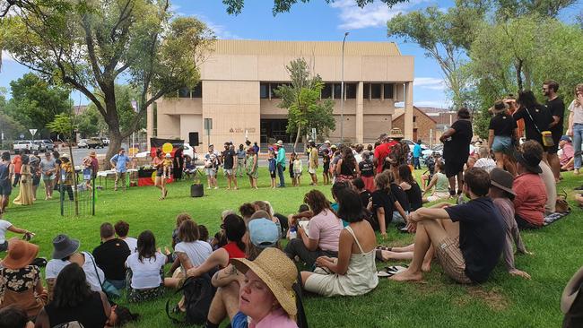 Hundreds of people at the Alice Springs Invasion Day rally today.