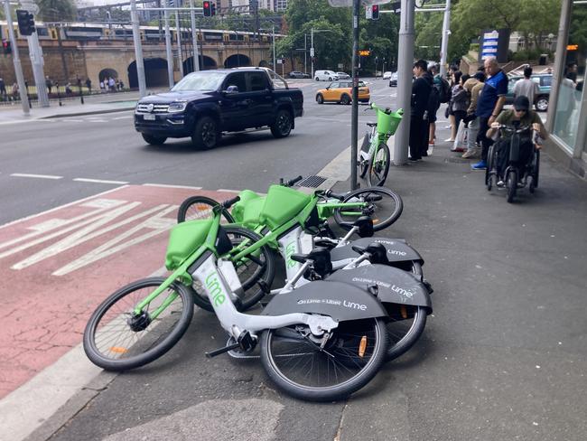 Dumped share bikes on Elizabeth St in Surry Hills.