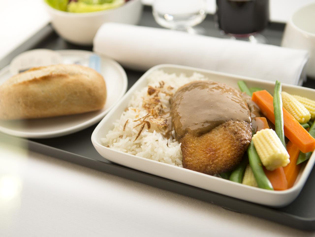 best-meals-and-movies-on-qantas-virgin-emirates-air-new-zealand-escape