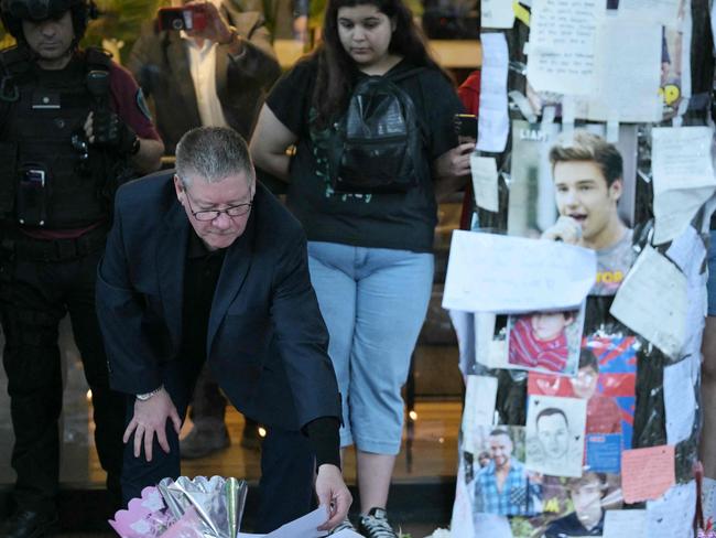 Geoff Payne, the father of Liam, visited fan tributes in Buenos Aires. Picture: Juan Mabromata/AFP