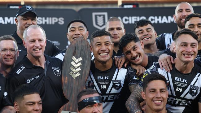 NZ Kiwis coach Michael Maguire stands alongside the trophy during the Men's Pacific Championship Final (Photo by Phil Walter/Getty Images)