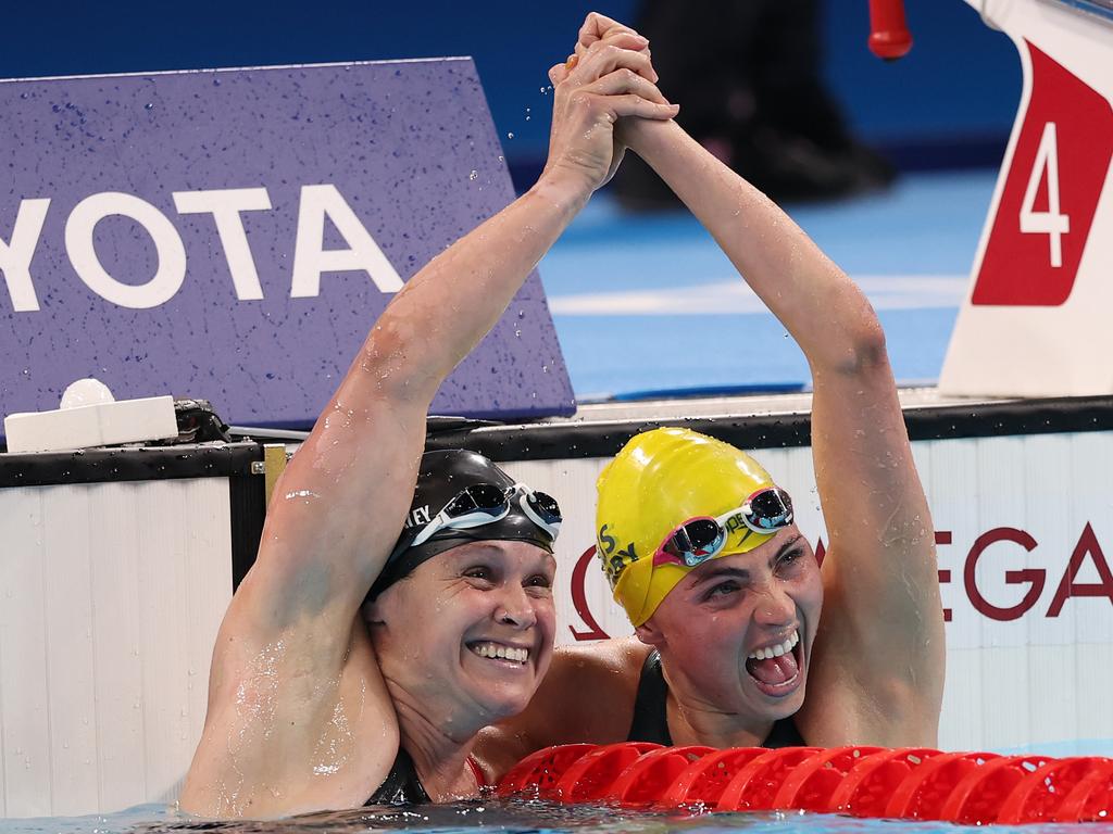 Christie Raleigh-Crossley of Team United States, left, celebrates with Alexa Leary of Team Australia, right, after the final. Picture: Sean M. Haffey/Getty Images