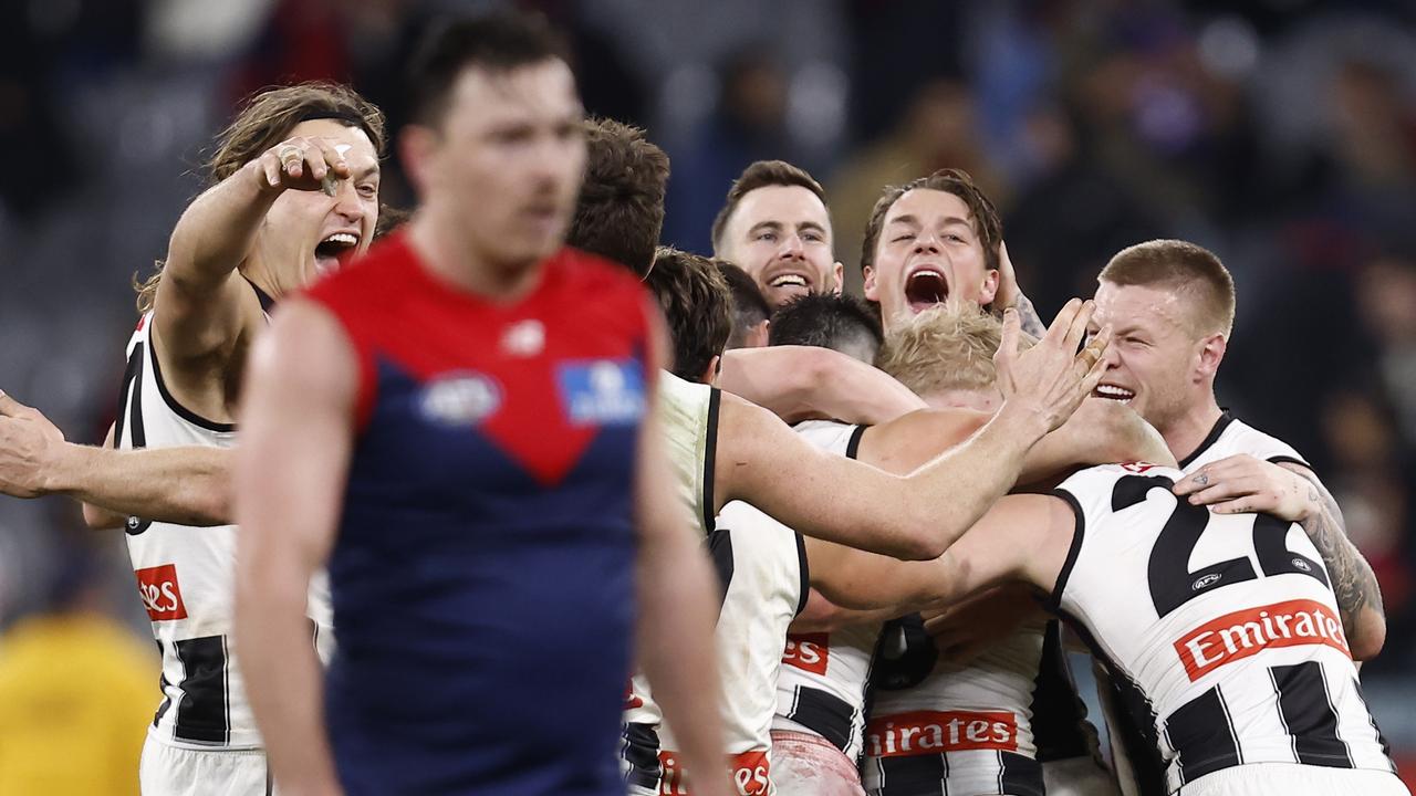 AFL 2020 round 12: Melbourne into the top eight after hammering Collingwood  – as it happened, AFL