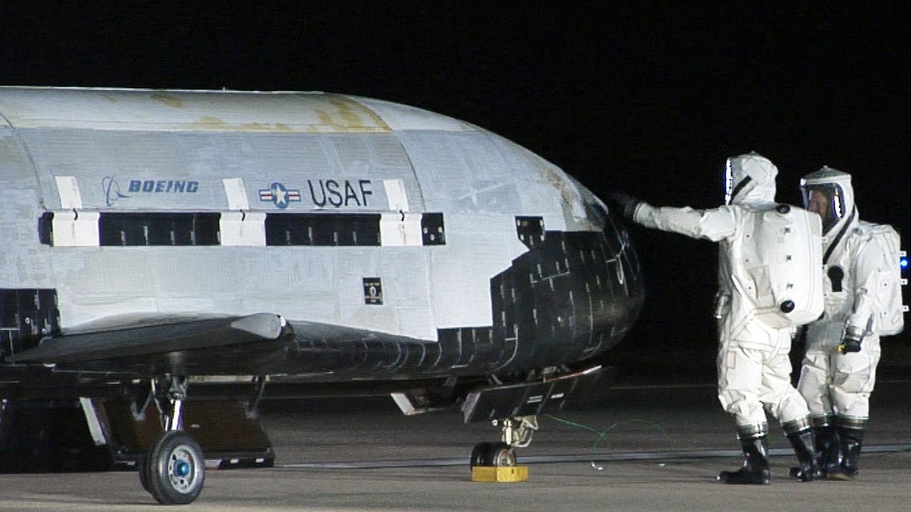 The X-37B after landing on December 3, 2010 in California. Picture: AFP PHOTO/US AIR FORCE