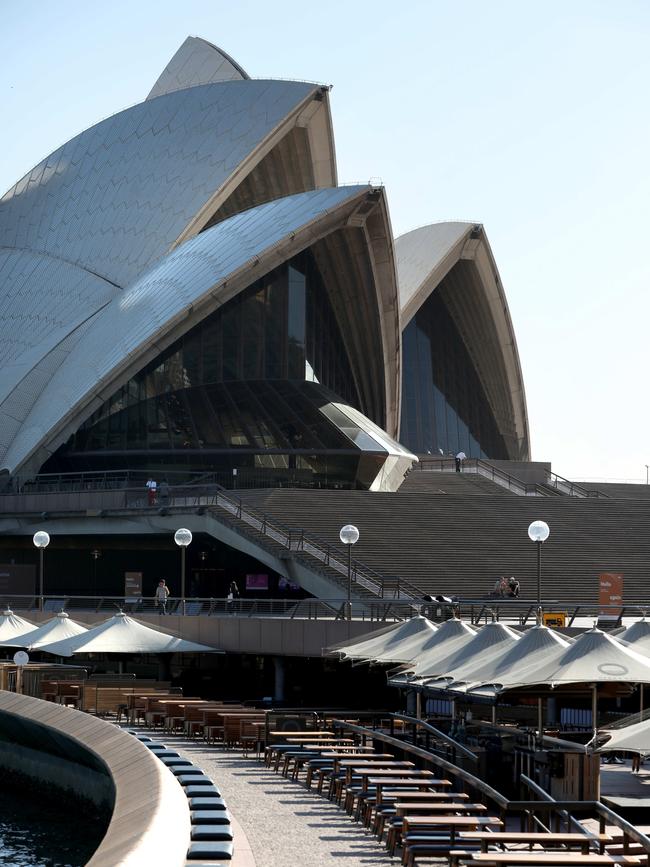 A not so busy Circular Quay. Picture: NCA NewsWire / Damian Shaw