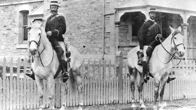 Police on horseback at Stirling West police station in 1885.