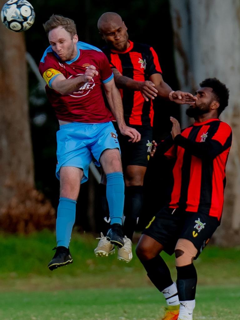 St Albans Captain Dominick Woodland and Gatton'&#128;&#153;s Fred Farui challenge for a header. Picture: DSL Photography