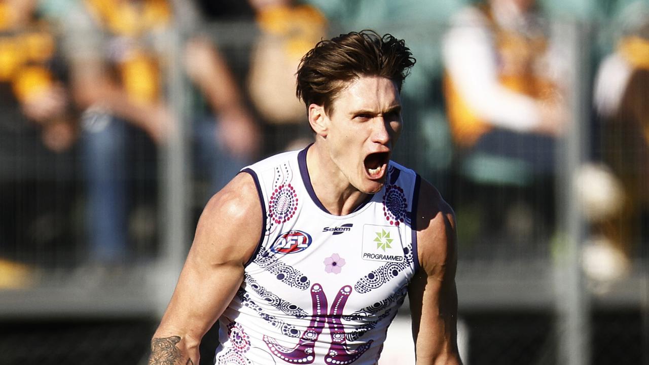 The Suns have been linked with a move for Rory Lobb. But could they be able to pay too much?