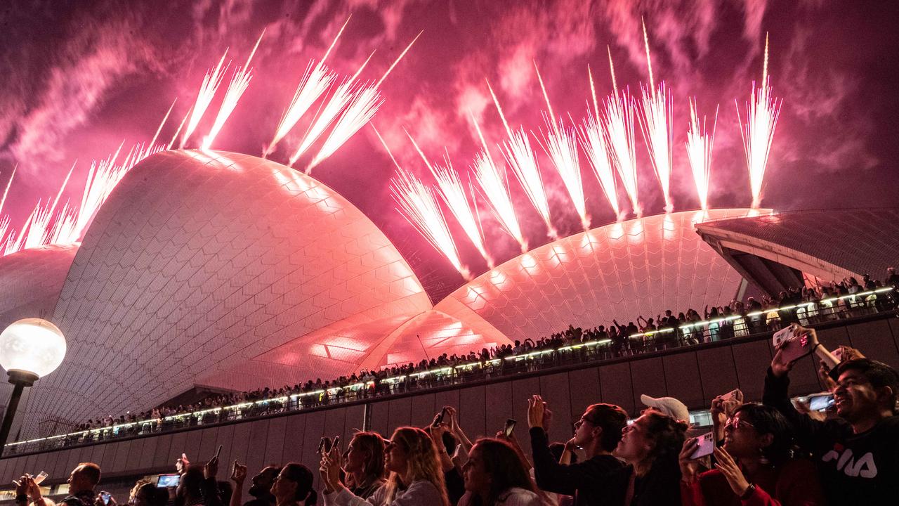 Sydney leads global New Year's Eve celebrations, Sydney