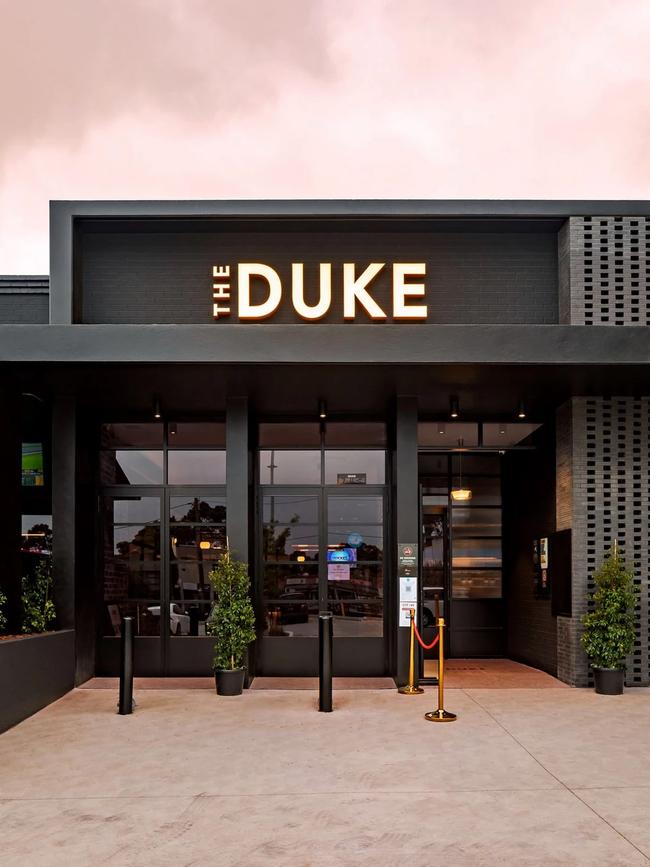 Momento Hospitality lodges proposal for live music in the bar and outdoor courtyard at The Duke