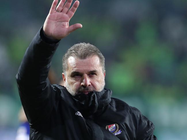 JEONJU, SOUTH KOREA - FEBRUARY 12: Yokohama F.Marinos head coach Ange Postecoglou celebrates after the AFC Champions League Group H match between Jeonbuk Hyundai Motors and Yokohama F.Marinos at Jeonju World Cup Stadium on February 12, 2020 in Jeonju, South Korea. (Photo by Han Myung-Gu/Getty Images)