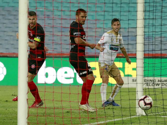 SYDNEY, AUSTRALIA - FEBRUARY 01: during the round 17 A-League match between the Western Sydney Wanderers and the Newcastle Jets at ANZ Stadium on February 01, 2019 in Sydney, Australia. (Photo by Mark Evans/Getty Images)