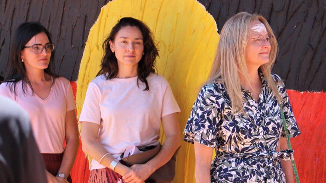 Territory Coroner Elisabeth Armitage visits Yuendumu during an inquest into the death of Kumanjayi Walker. Outside house 511. L-R counsel assisting Maria Walz and Peggy Dwyer wiht Coroner Elisabeth Armitage. Picture: Jason Walls