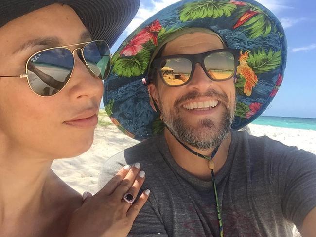TV and radio host Osher Gunsberg took to social media to announce his engagement to makeup artist Audrey Griffen. Image from Instagram.