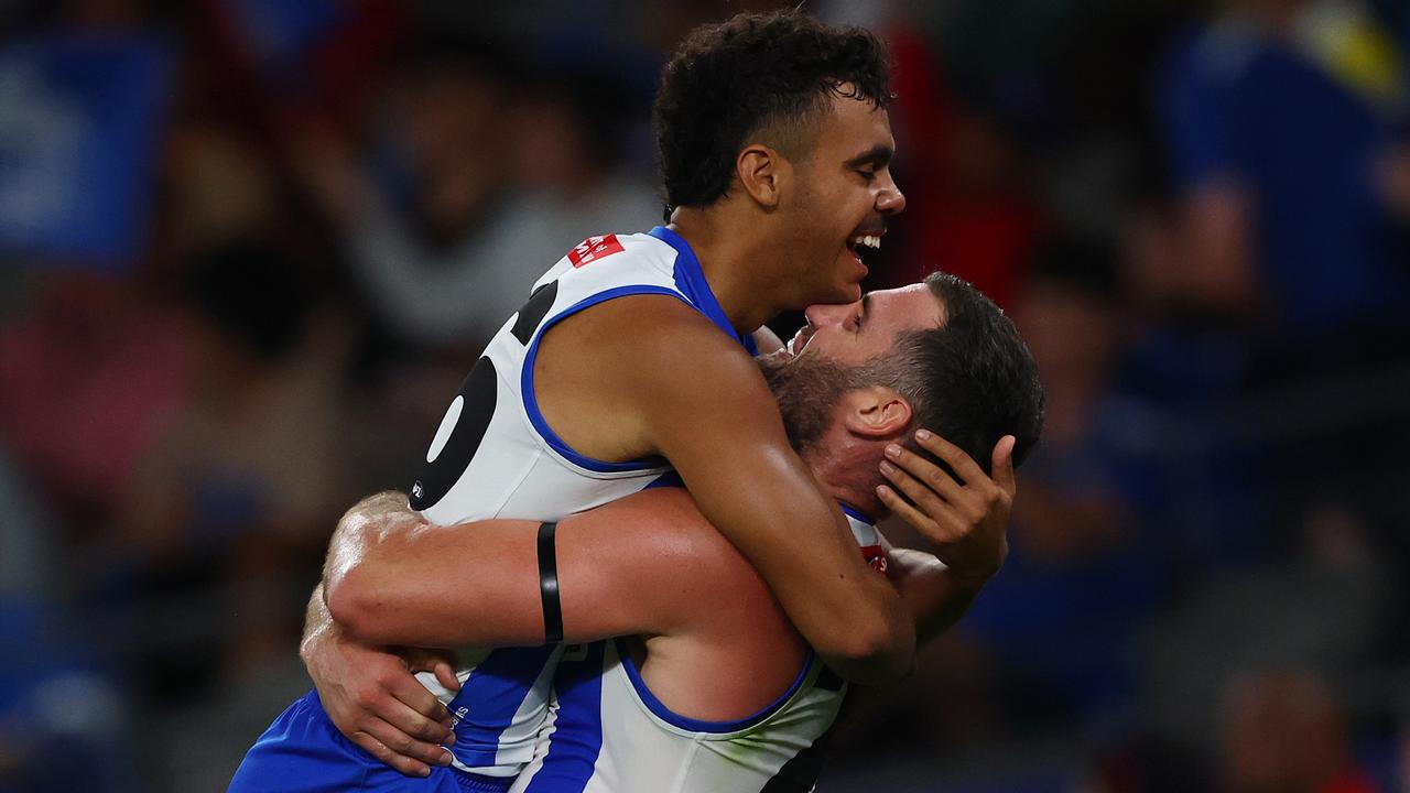 Roos’ young guns put old Dees to the sword in clinical final term