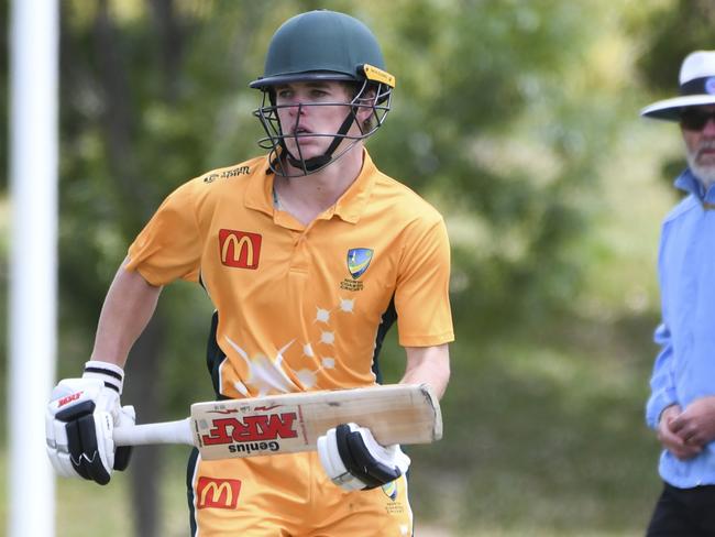 Sam Weir on the run for North Coastal. Picture: Martin Ollman
