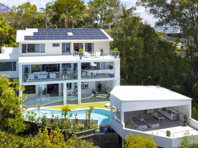 20 Horseshoe Bend, Buderim is for sale. QLD real estate.