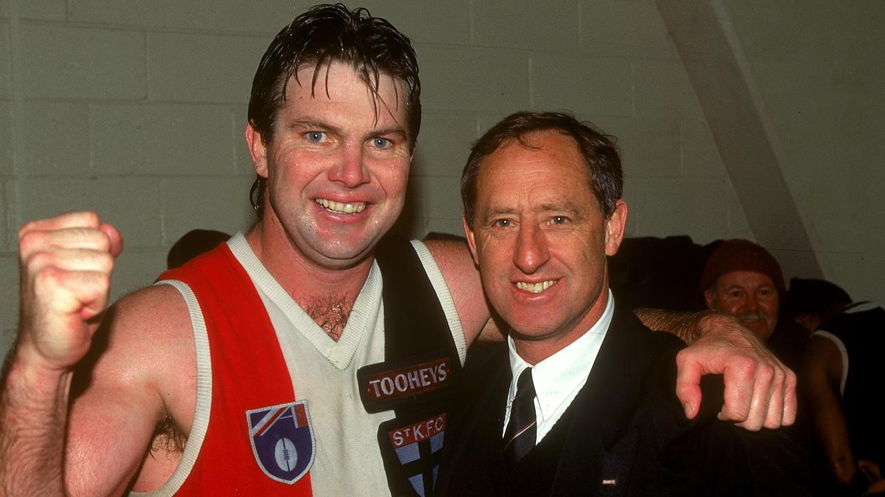 St Kilda great Danny Frawley has been diagnosed with CTE, a disease said to be caused by concussions. (Photo by Getty Images)