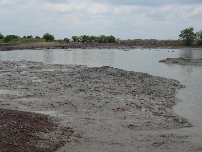 Shady Camp Barrage during the dry season and then during the wet season