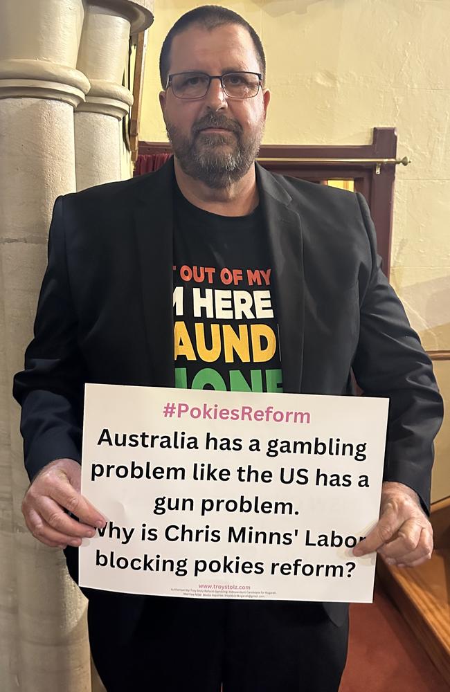 Troy Stolz called on Chris Minns to follow the Coalition’s promise to implement cashless technology on all poker machines. Picture: NewsWire