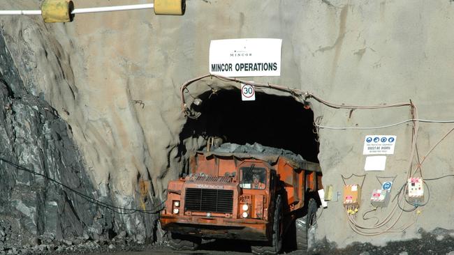 Extracting ore at Mincor's Kambalda nickel operations