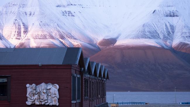 The splendour of Longyearbyen has its limits, with polar bears being one reason. Picture: Hurtigruten