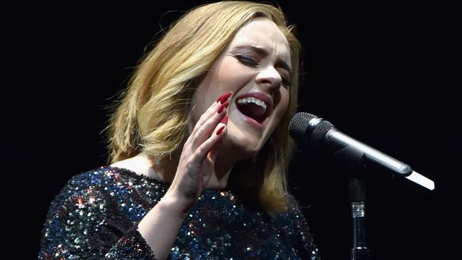 LONDON, ENGLAND - MARCH 15: Singer Adele performs on stage at The O2 Arena on March 15, 2016 in London, England. (Photo by Gareth Cattermole/Getty Images)
