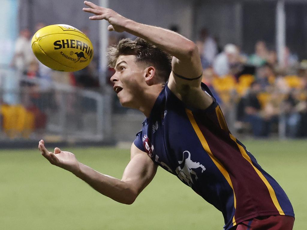 Afl Cairns: Lions Launch Marquee Recruit Into Midfield Brigade 