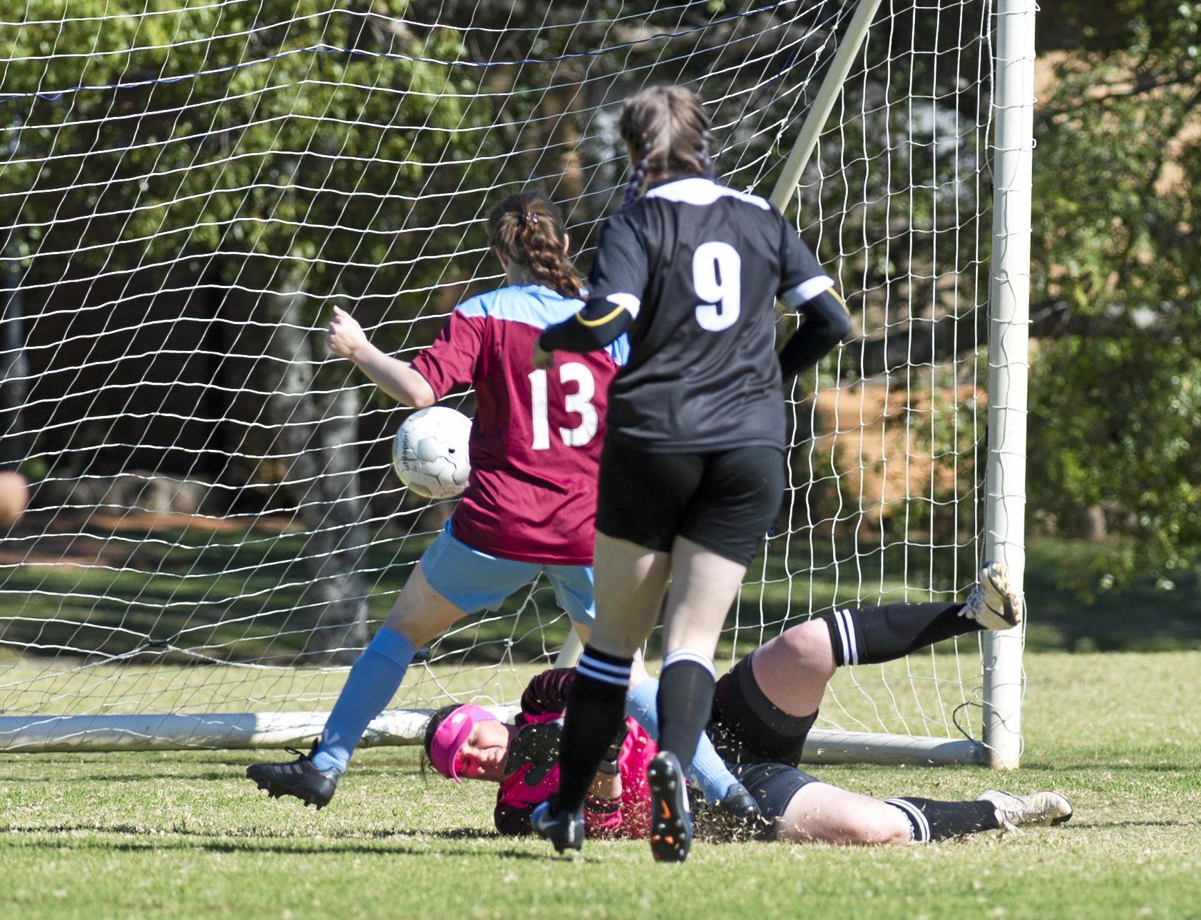 Katherine Sampson scores a goal for St Albans. Womens West Wanderers vs St Albans. Sunday, 20th May, 2018. Picture: Nev Madsen