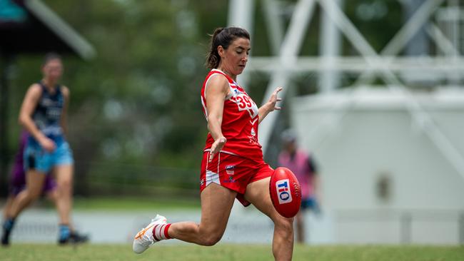 Maya Netherway in the Waratah vs Darwin Buffettes 2023-24 NTFL women's elimination final. Picture: Pema Tamang Pakhrin