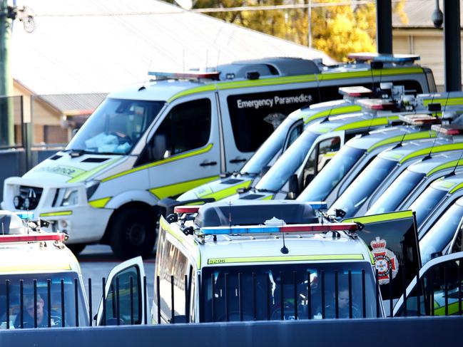 Queensland Hospitals are currently under pressure from the latest cover variant, flu and the medical emergencies. Ambulance ramping at the PA Hospital (Princess Alexandra Hospital) Woolloongabba Tuesday 26th July 2022 Picture David Clark