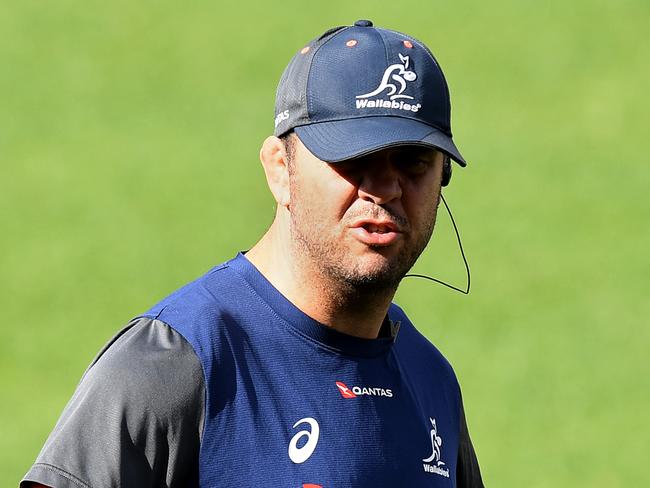 CORRECTED VERSION - BRISBANE, AUSTRALIA - JULY 25: Michael Cheika directs his players during a Wallabies training session at Ballymore Stadium on July 25, 2019 in Brisbane, Australia. (Photo by Bradley Kanaris/Getty Images)