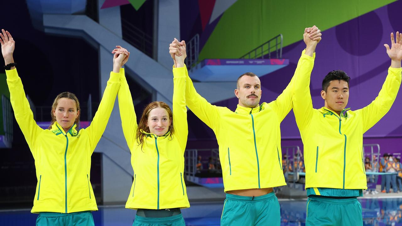 Reports swirled after a reportedly cold mixed 4x100m celebration. Photo by Al Bello/Getty Images.