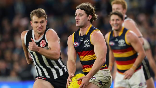 ADELAIDE, AUSTRALIA - AUG 17: Sam Berry of the Crows during the 2024 AFL Round 23 match between the port Adelaide Power and the Adelaide Crows at Adelaide Oval on August 17, 2024 in Adelaide, Australia. (Photo by Sarah Reed/AFL Photos via Getty Images)