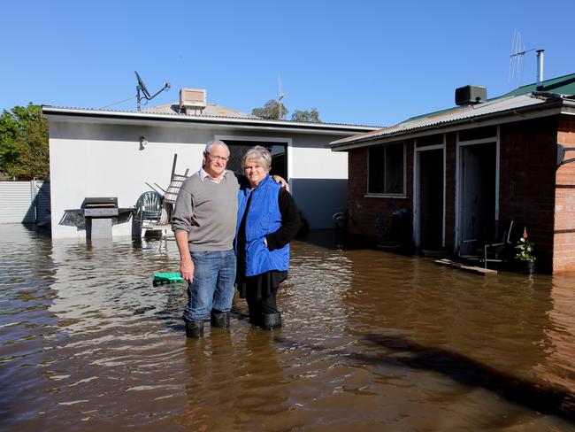 NSW floods: Forbes facing multi-million flood damage bill as Premier ...