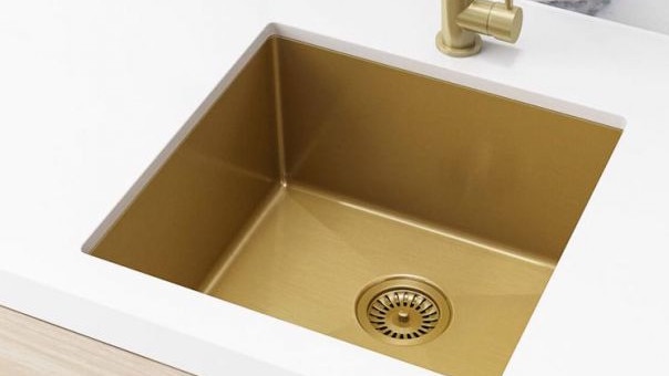 Meir Stainless Steel Single Bowl Kitchen Sink is the combination of cutting-edge nanotechnology and an environmentally friendly Brushed PVD coloured finish, which produces a world-first, high-strength, scratch-resistant coating. $749.