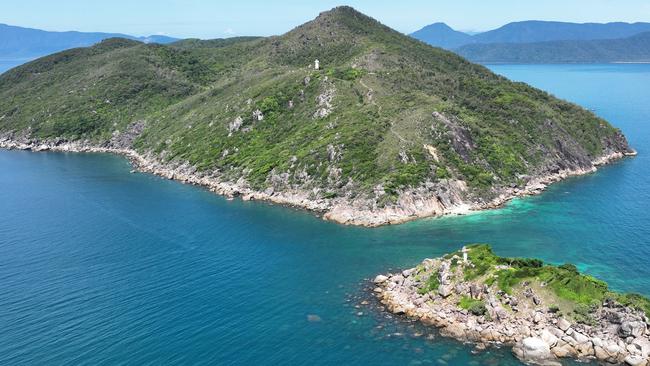 Fitzroy Island and Little Fitzroy Island. Picture: Brendan Radke