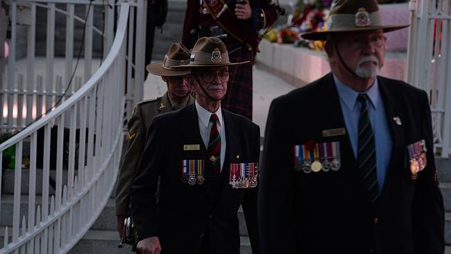 The 2014 ANZAC Day Dawn Service at Kings Park in Perth is attended by around 40,000 people.