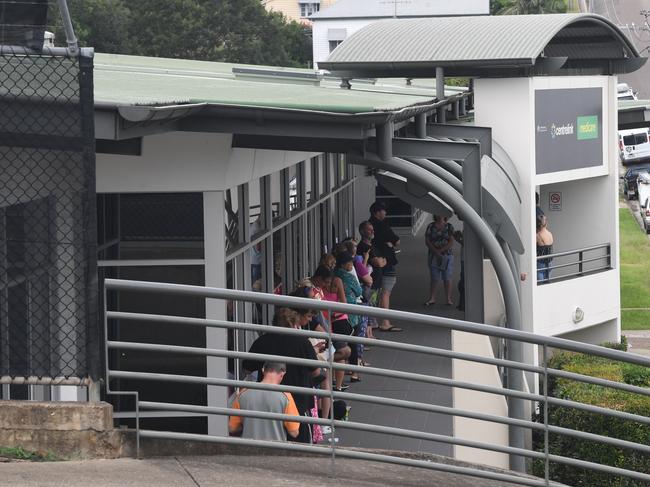 People line up at a Centrelink office. Picture: Shane Zahner