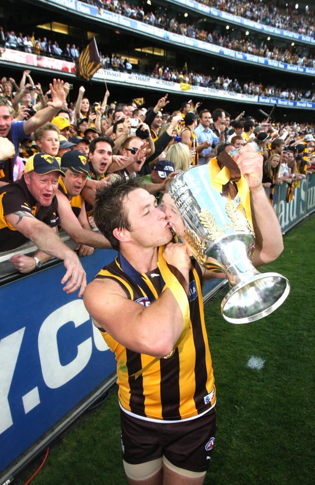 Dew came out of retirement in 2008 to play in Hawthorn’s premiership. He kicked two goals in the grand final win over Geelong. Picture: Sam Wundke.