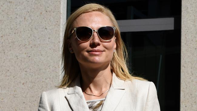 Anna Palmer, wife of businessman Clive Palmer, leaves the Federal Court in Brisbane, Thursday, Feb. 16, 2017. Liquidators are resuming their examination of former federal MP Clive Palmer, over the collapse of Queensland Nickel. (AAP Image/Dan Peled) NO ARCHIVING