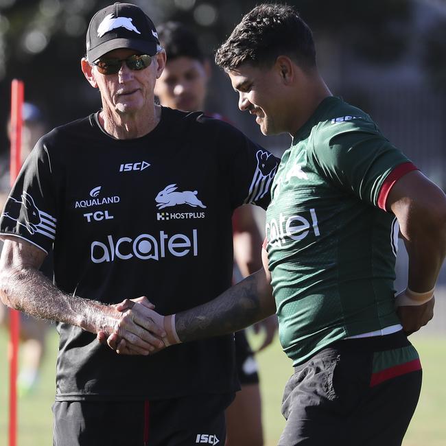Wayne Bennett takes aside Latrell Mitchell. Picture: Dylan Robinson